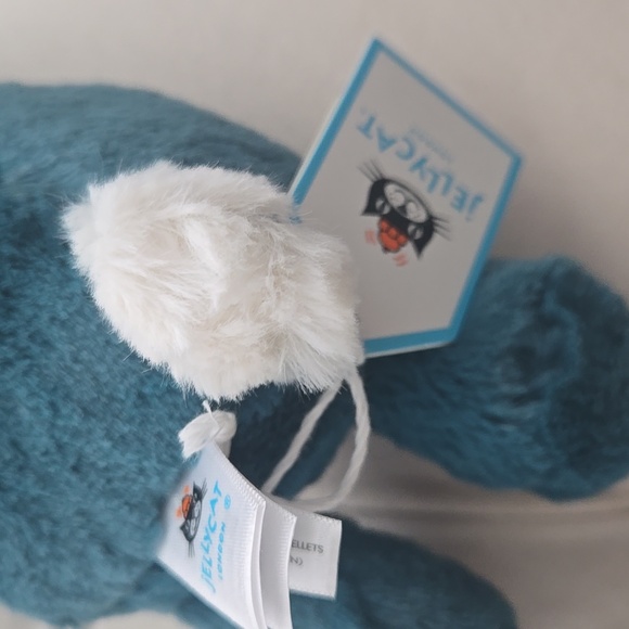 Jellycat Bashful Teal Bunny 7.1x3.5" Soft & Plush BNWT Authentic - Picture 6 of 7